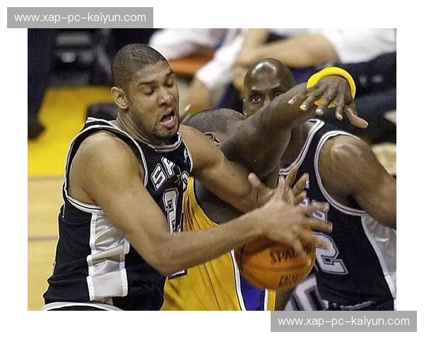 绿金对决:2010总决赛,一场载入史册的宿敌恩怨 绿金对决:2010总决赛,一场载入史册的宿敌恩怨